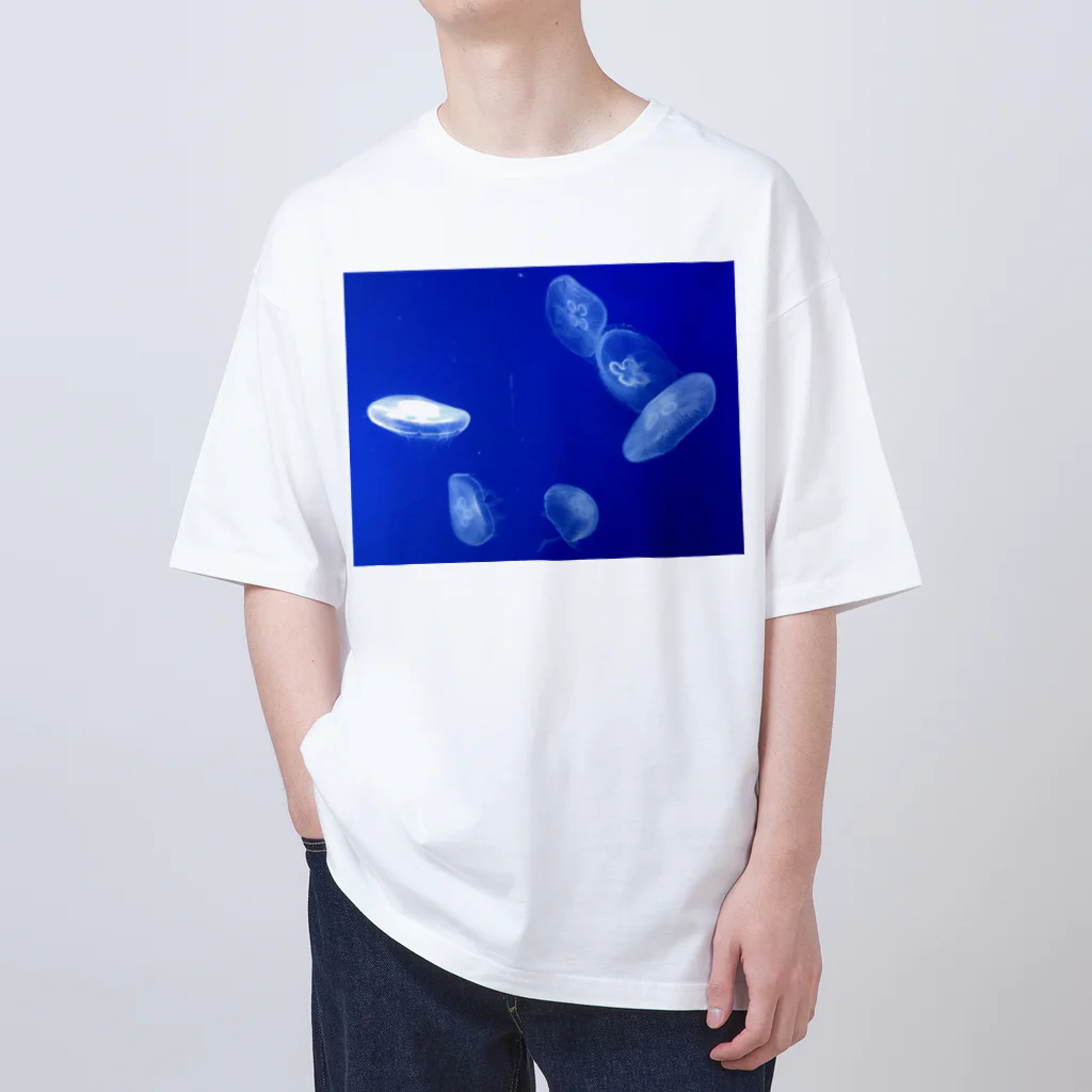 mi-mi（写真家、クラゲ、ノスタルジック）のゆらめきクラゲ Oversized T-Shirt