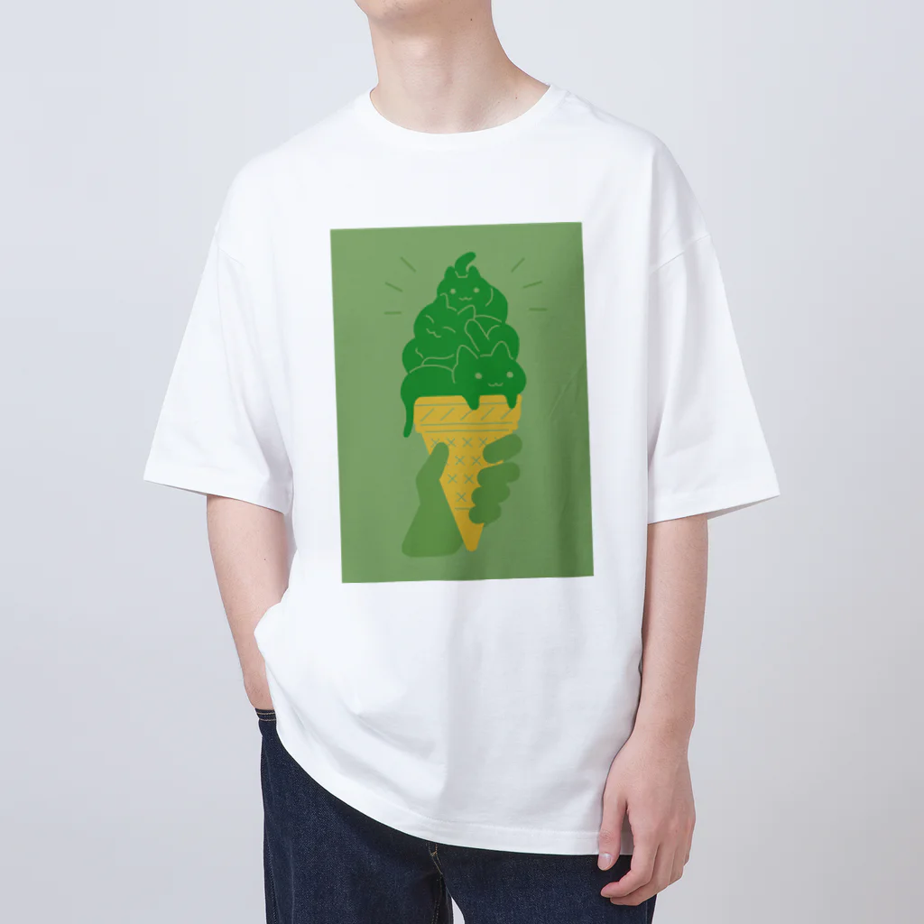 AI作家さむねこの作品集のIce Cat Matcha Oversized T-Shirt