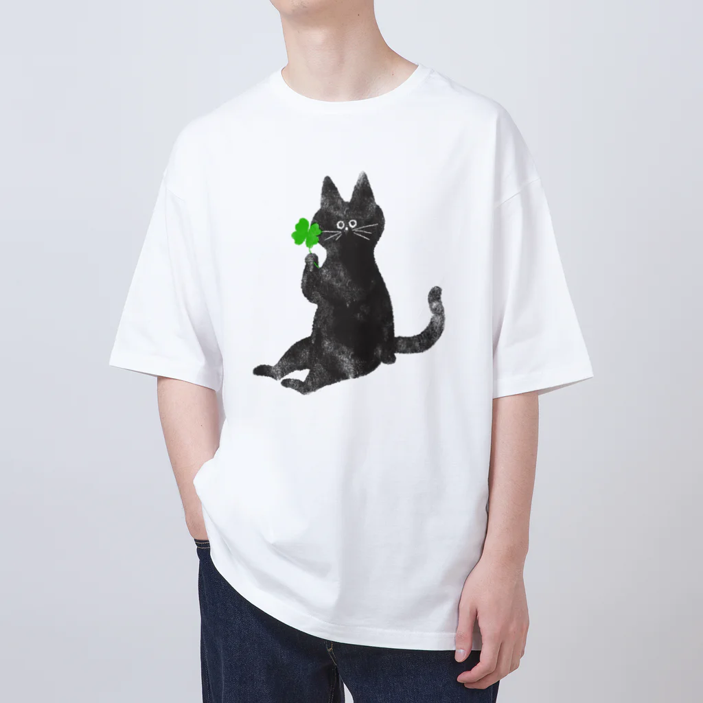 asako-shopの四葉のクローバーとねこ🍀 オーバーサイズTシャツ