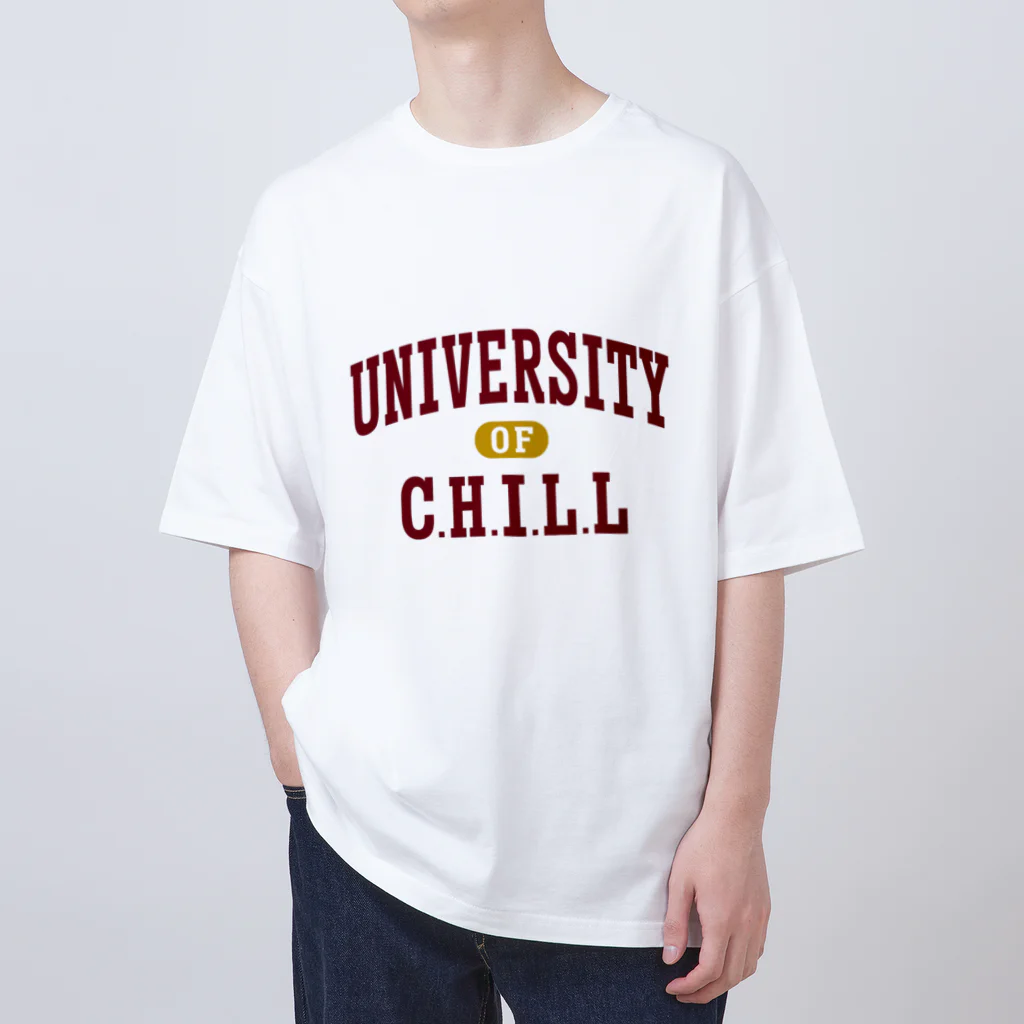 グラフィンのチル大学 エンジ文字 Oversized T-Shirt