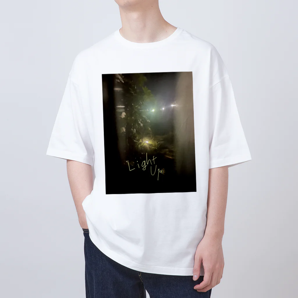 海の武士(かいすぃー)マーケットのあなたを照らすシャツ"Light Up" Oversized T-Shirt