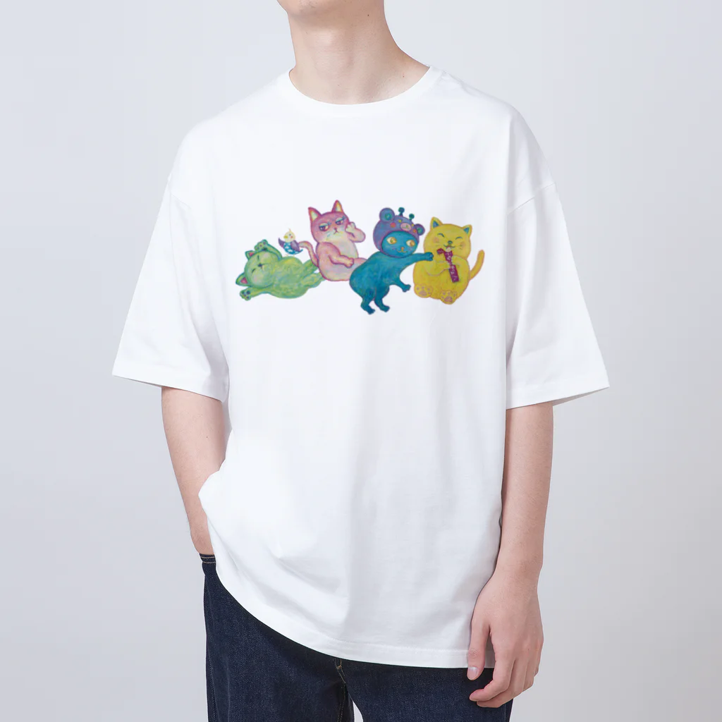 char pottery のカラフルねこと空インコ  Oversized T-Shirt