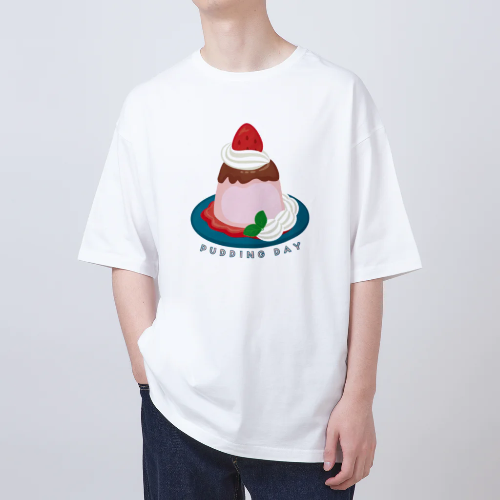 イラスト MONYAAT の毎月25日はプリンの日のプリン　イチゴプリン Oversized T-Shirt