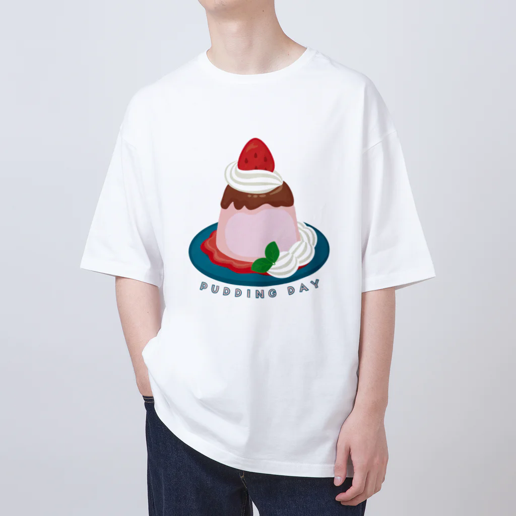 イラスト MONYAAT のバックプリント　毎月25日はプリンの日のプリン　イチゴプリン オーバーサイズTシャツ