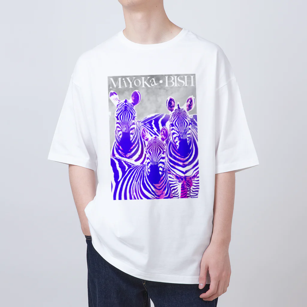 MiYoKa-BISHのPurple Zebra by MiYoKa-BISH オーバーサイズTシャツ