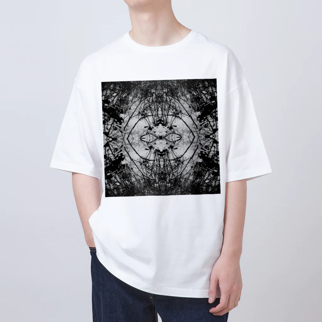 egg Artworks & the cocaine's pixの雪原 Oversized T-Shirt