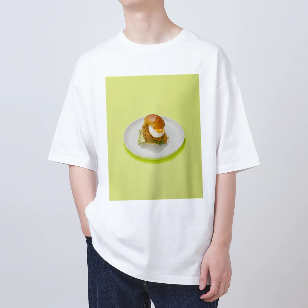 ara-araのヤキソババーガー Oversized T-Shirt