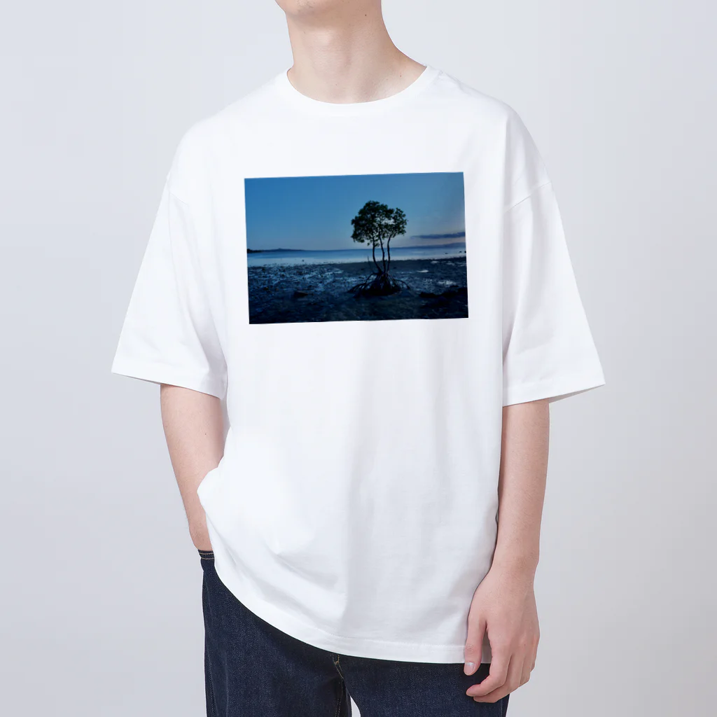 acobi'sのマングローブ Oversized T-Shirt