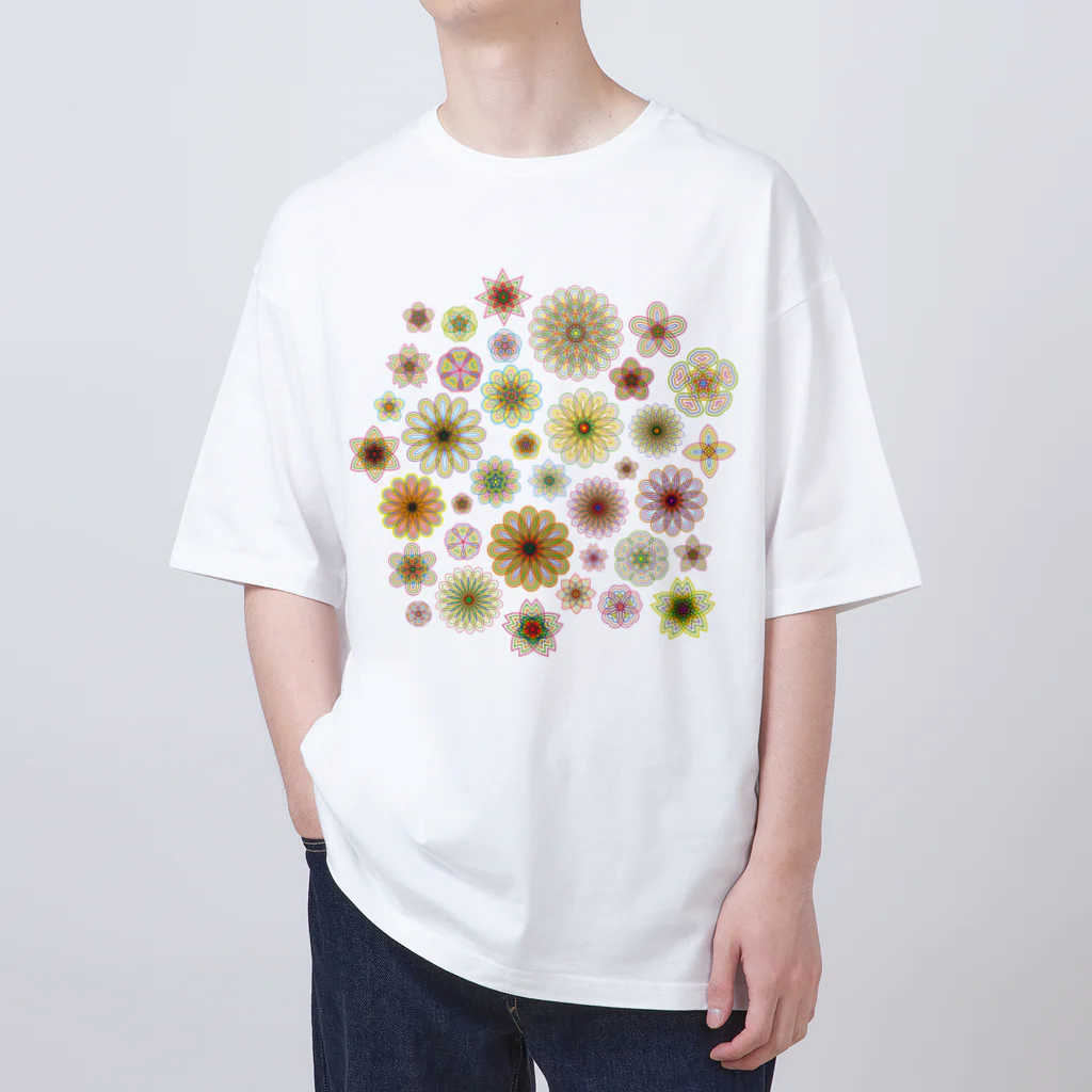 kimchinのやさしい色合いの花柄 オーバーサイズTシャツ