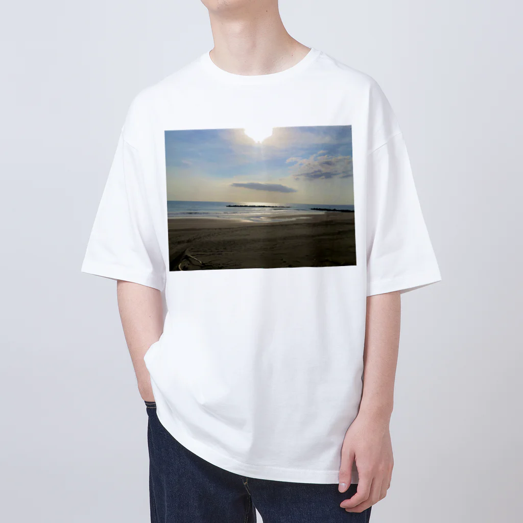 あべこのお店 の北海道の朝 Oversized T-Shirt