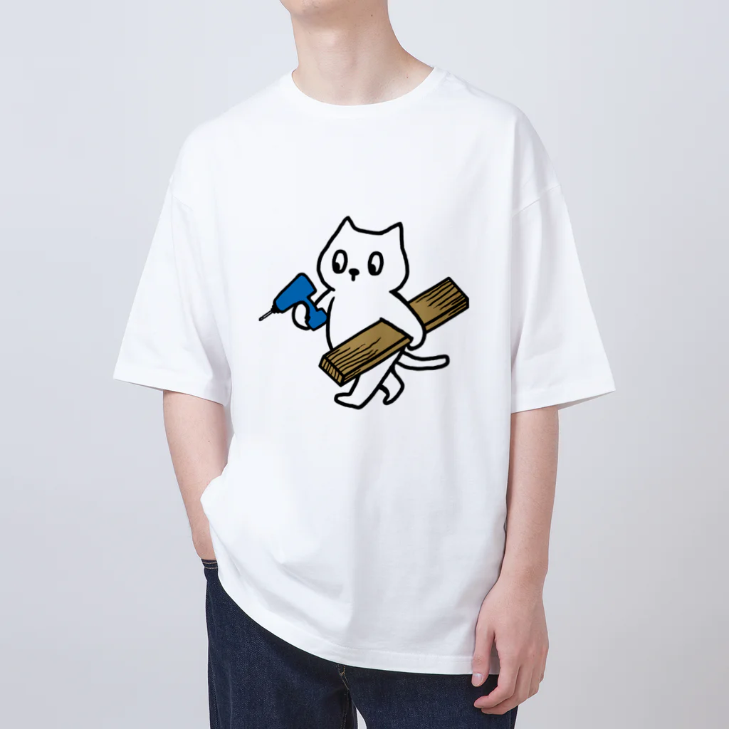 ヒヨッコ堂の大工ネコ Oversized T-Shirt