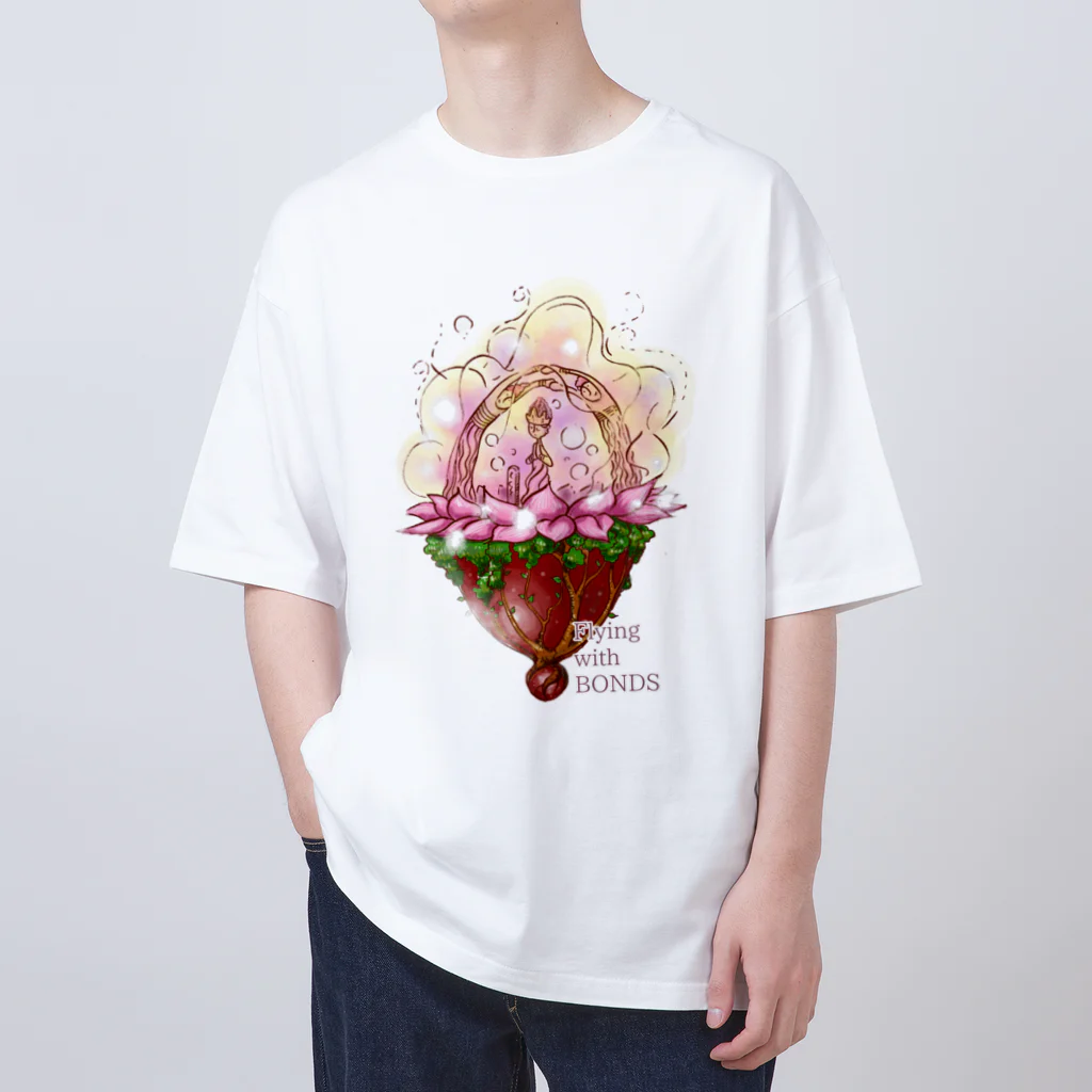 ハッピースマイルの神様の乗り物 Oversized T-Shirt