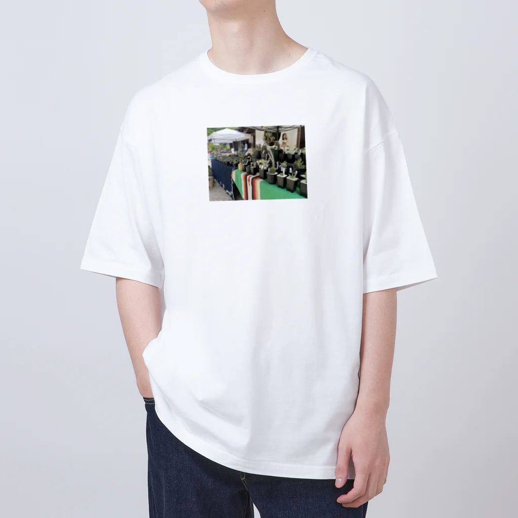 岡山植友の岡山植友 Oversized T-Shirt