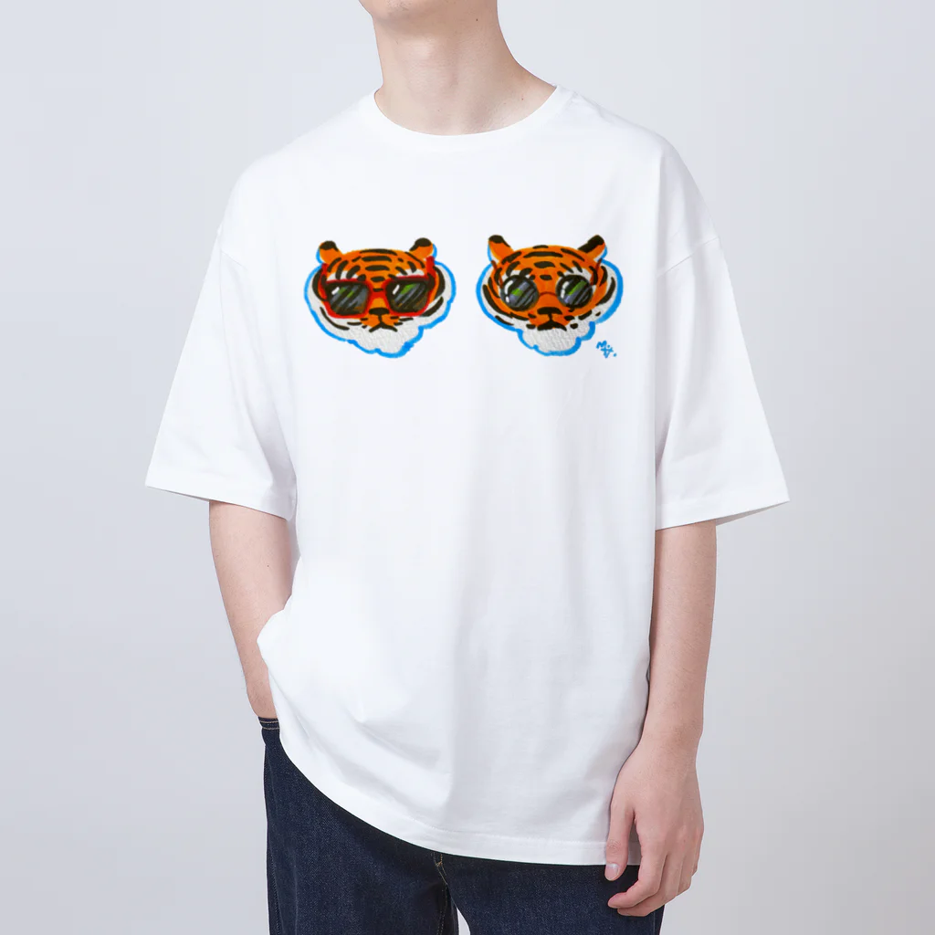 segasworksのサングラスかけてるトラちゃんたち オーバーサイズTシャツ