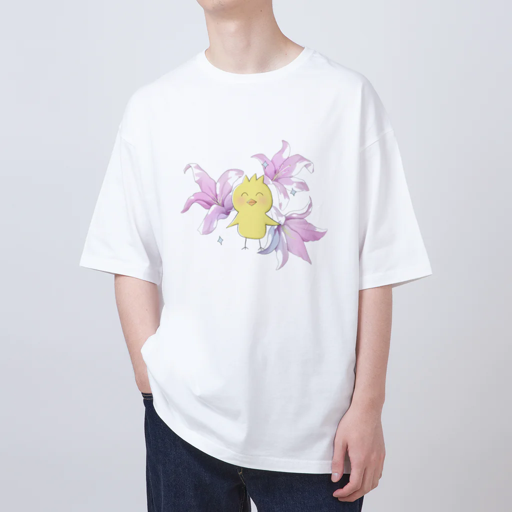 ピヨ_chemistryの花とヒヨコシリーズ２ Oversized T-Shirt