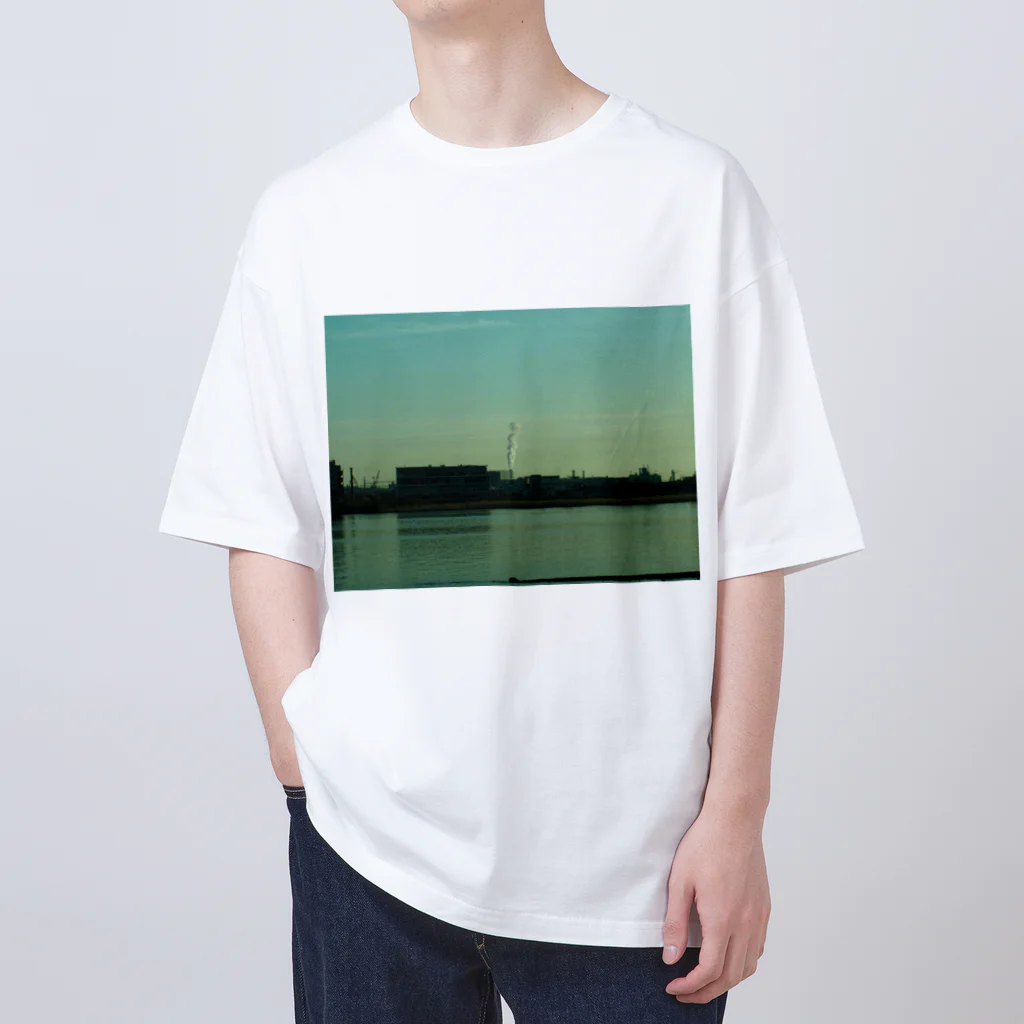 神劃重工のDaydreaming. オーバーサイズTシャツ