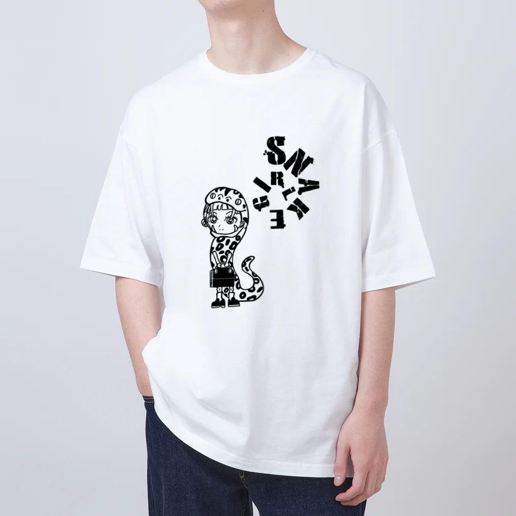 akapantoriのSNAKEGIRL オーバーサイズTシャツ