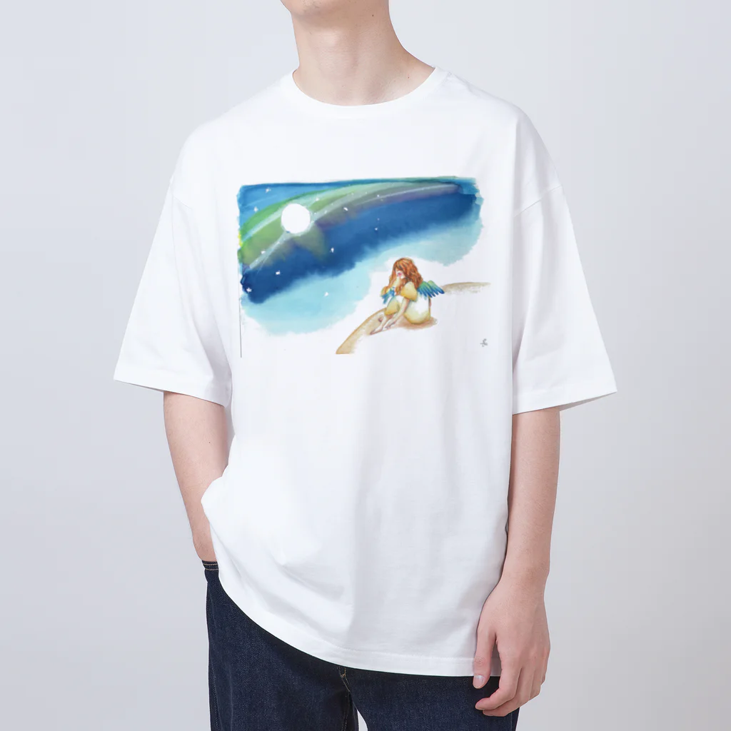 Shinanin 天使のイラストグッズの金色の星の上にいる天使と青い鳥 Oversized T-Shirt