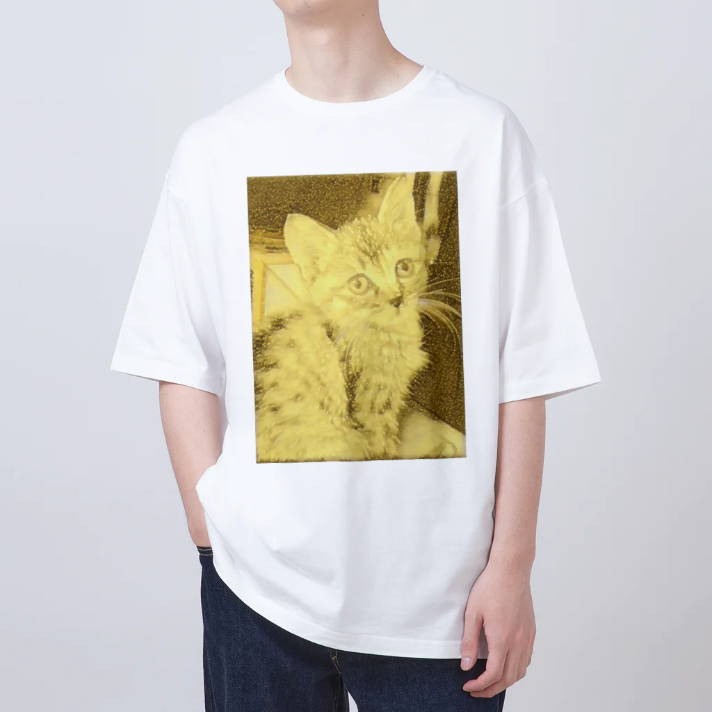 金色猫のキラキラネコ オーバーサイズTシャツ