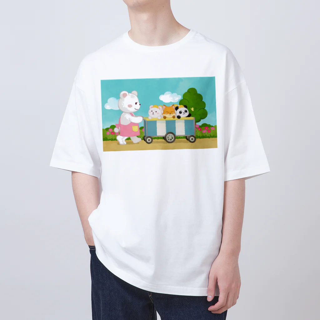 アプリコワークスのくまちゃん・みんなでお散歩 Oversized T-Shirt