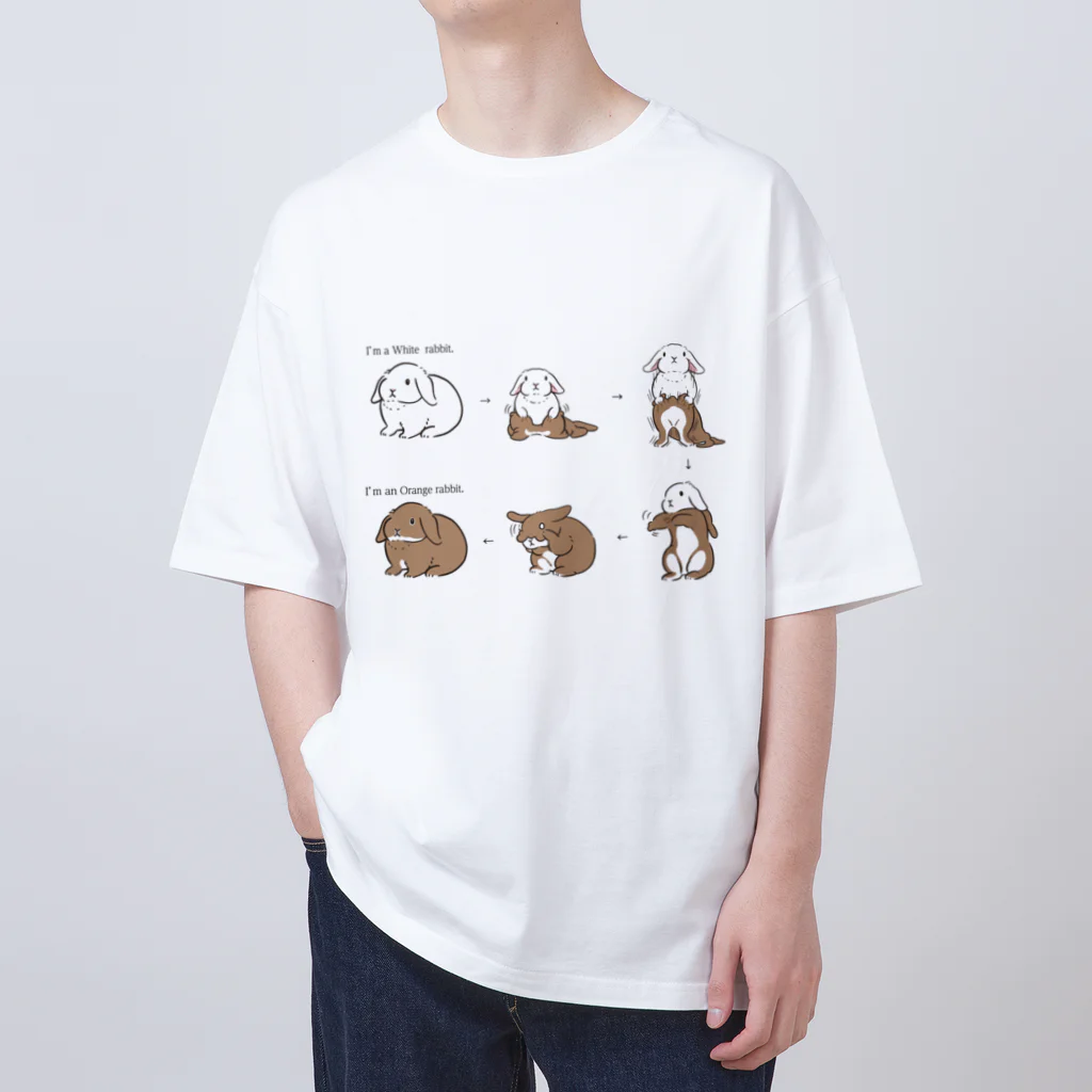 スタジオレッキスの白うさぎからオレンジうさぎ（ロップ）に変身！ Oversized T-Shirt