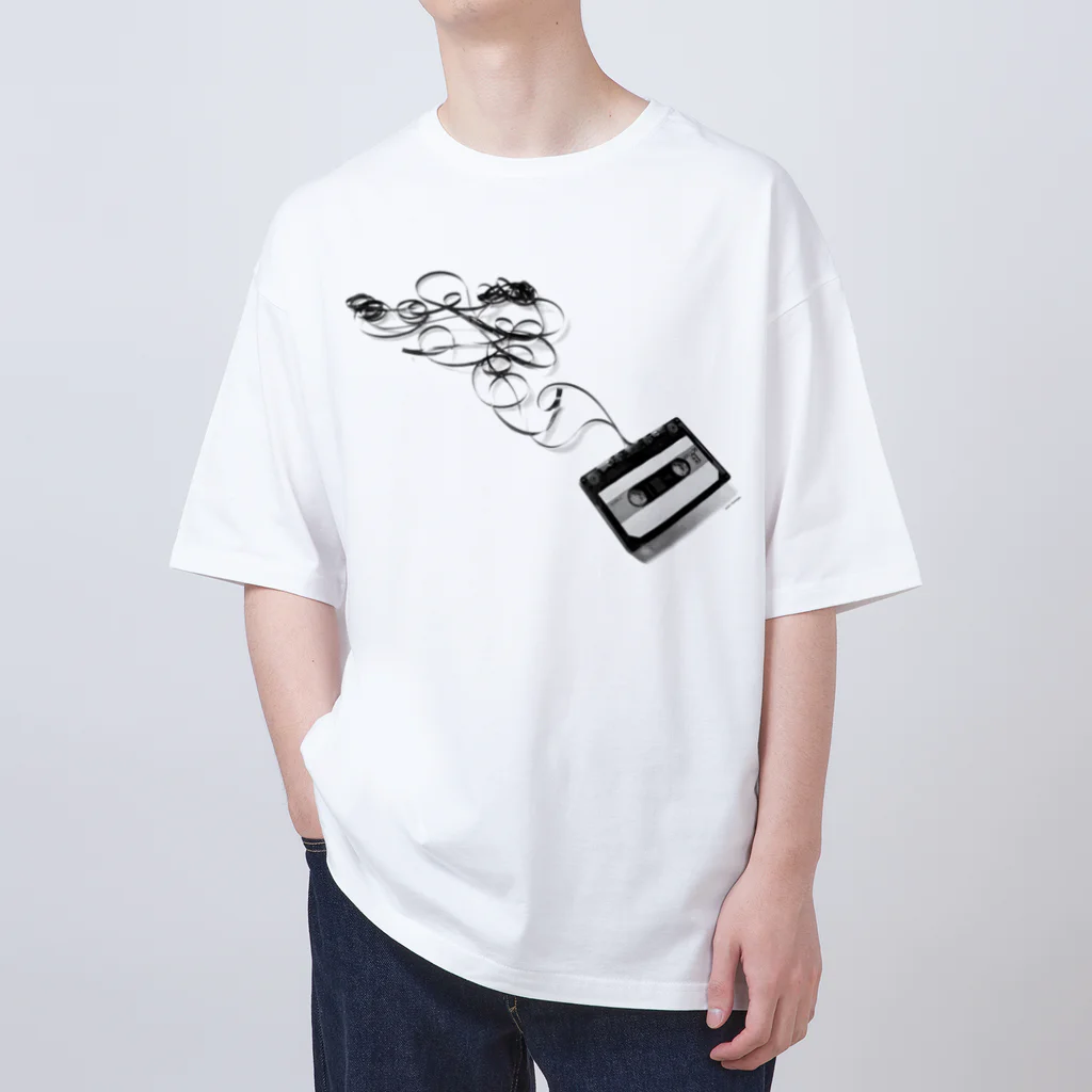 ugoriginalのcassette tape Oversized T-Shirt