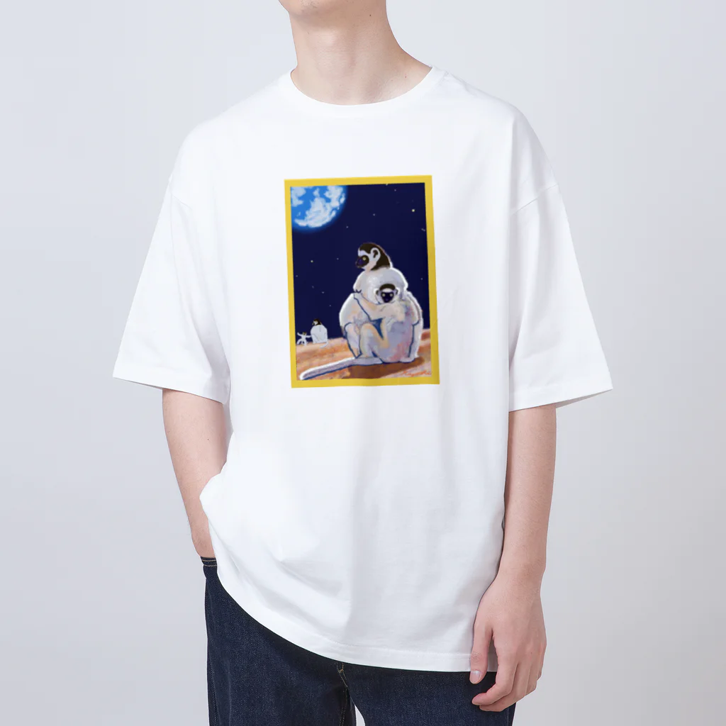 Kasabrankaの惑星を見る猿の親子 オーバーサイズTシャツ