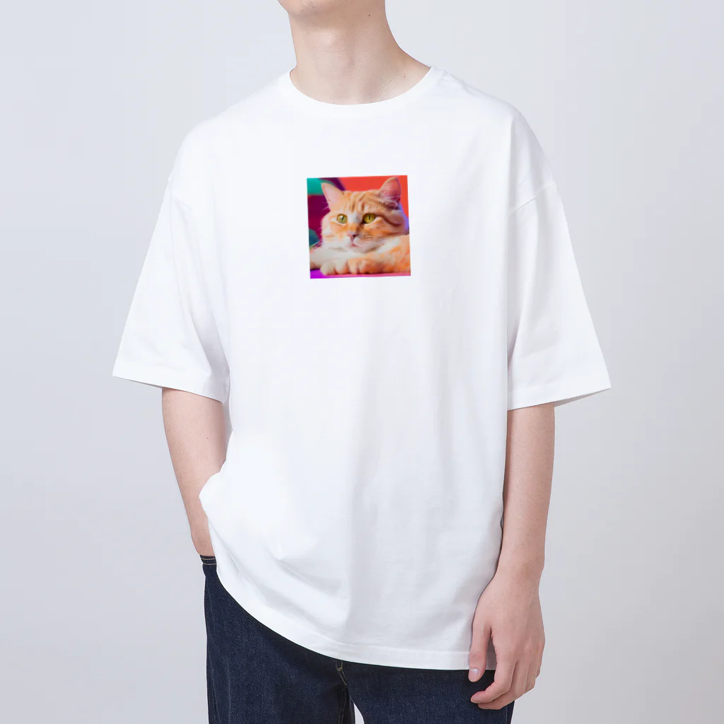 のぞかれ隊の写真で一言にゃん Oversized T-Shirt