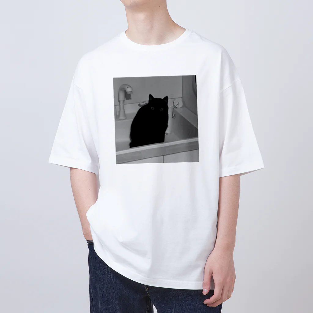 深夜の猫屋さんの深夜猫 オーバーサイズTシャツ