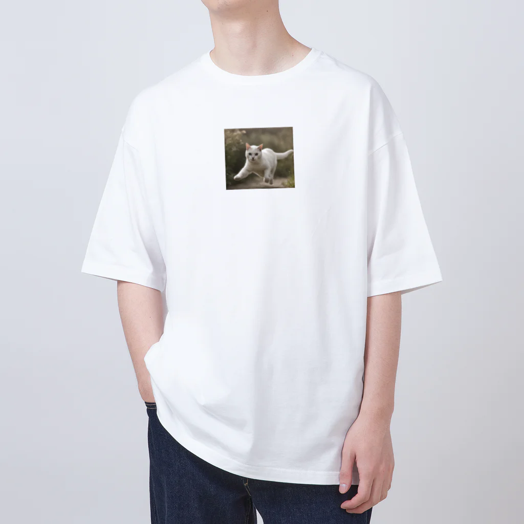 TAIYO 猫好きのフォトプリント美形白猫 Oversized T-Shirt