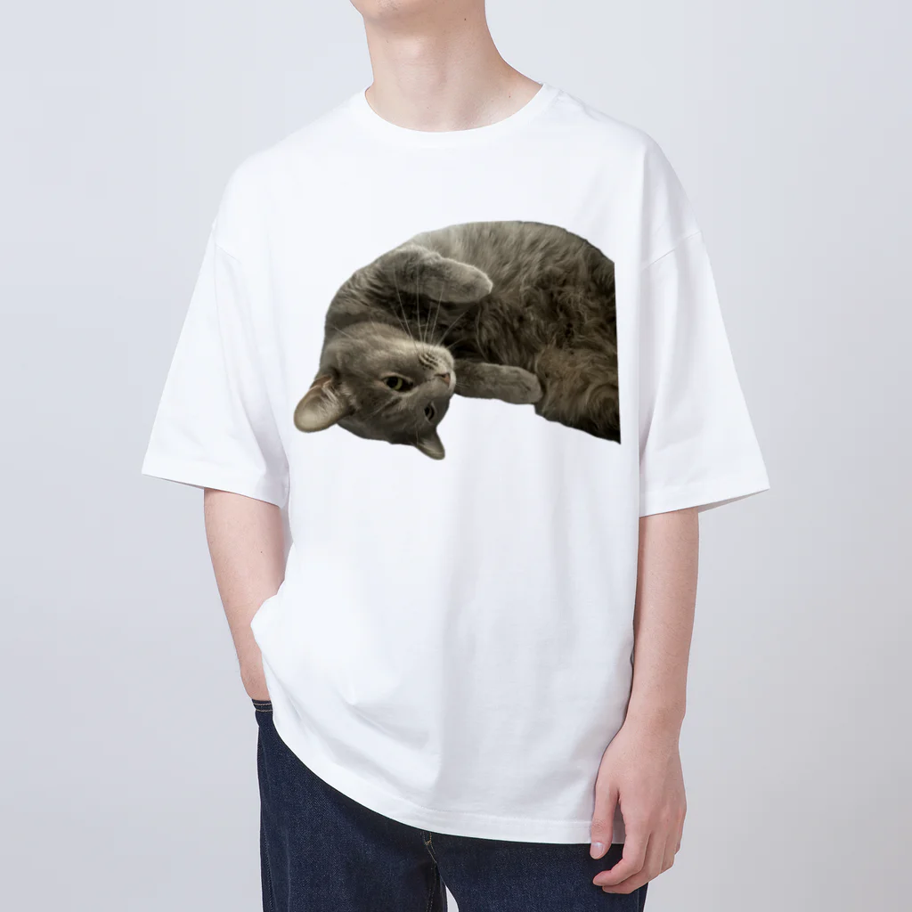 グレージュ猫ロッタン🐈‍⬛のロッタンのリラックスタイム Oversized T-Shirt