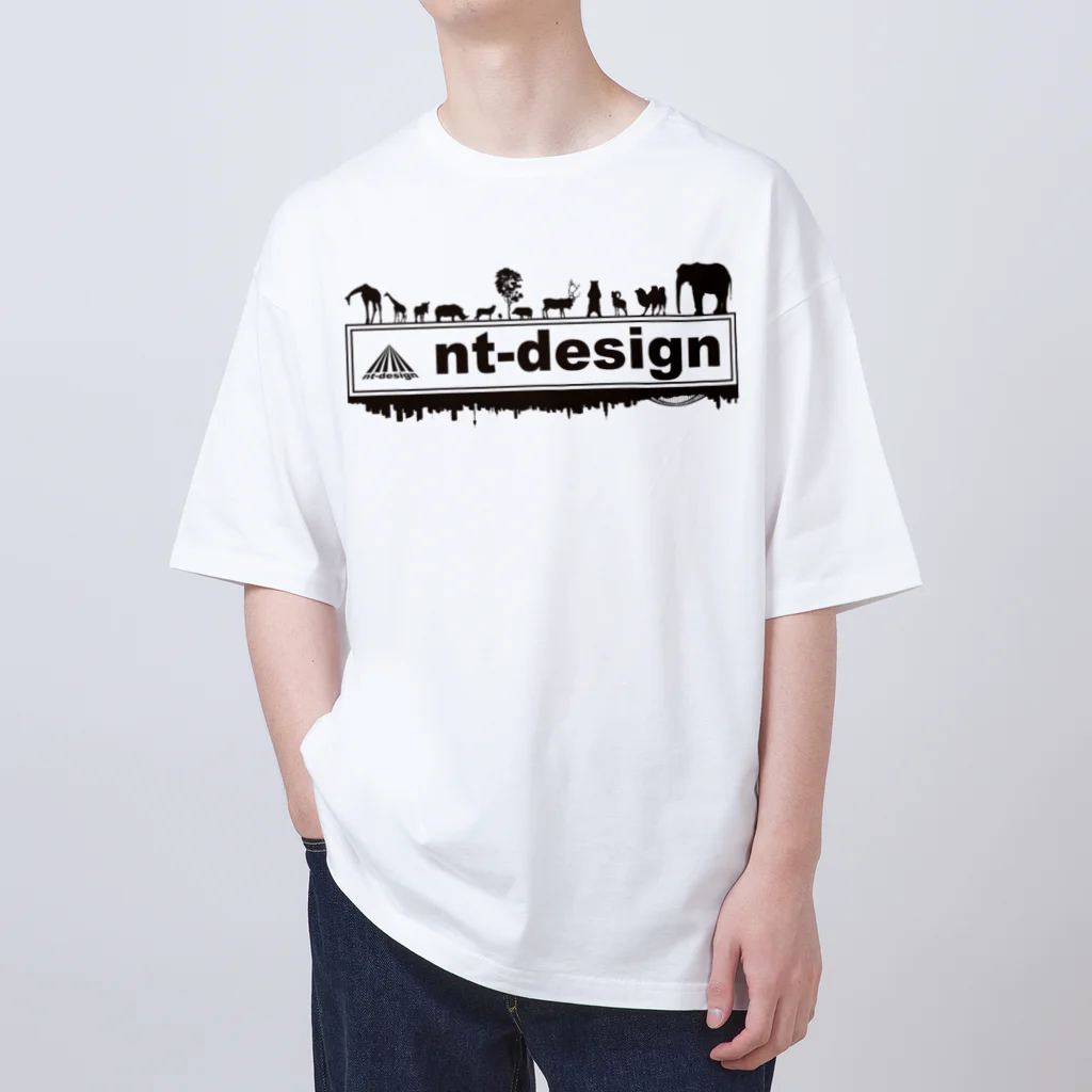 nt-designの『nt-design』ロゴ Oversized T-Shirt