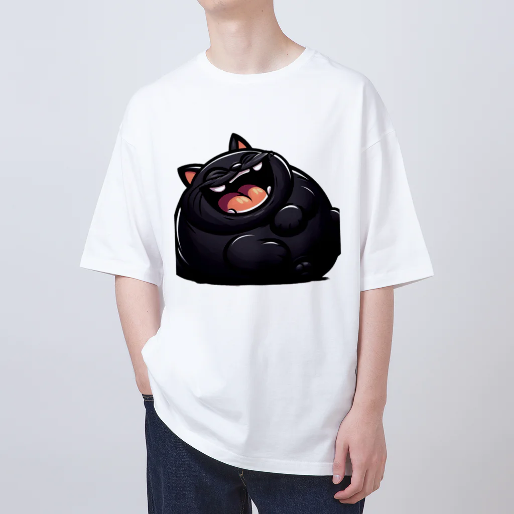 にゃんたれの爆笑しているデブの黒猫 オーバーサイズTシャツ