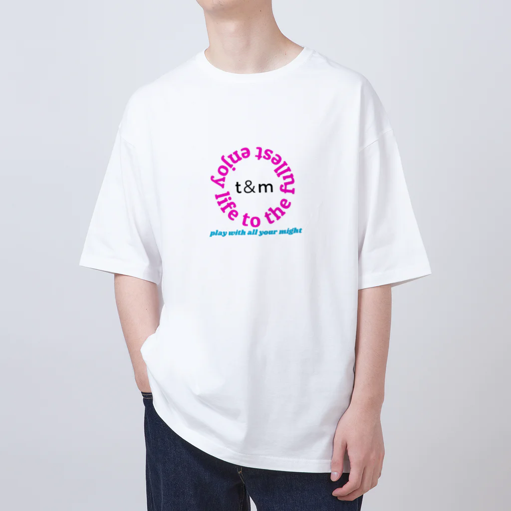 t&mのt&m enjoy life to the fullest Oversized T-Shirt