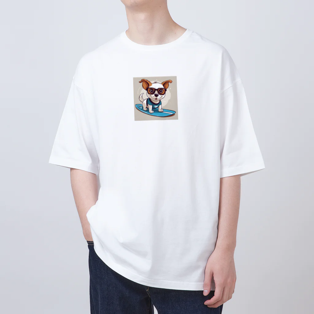 With-a-smileのサーフィン犬 Oversized T-Shirt