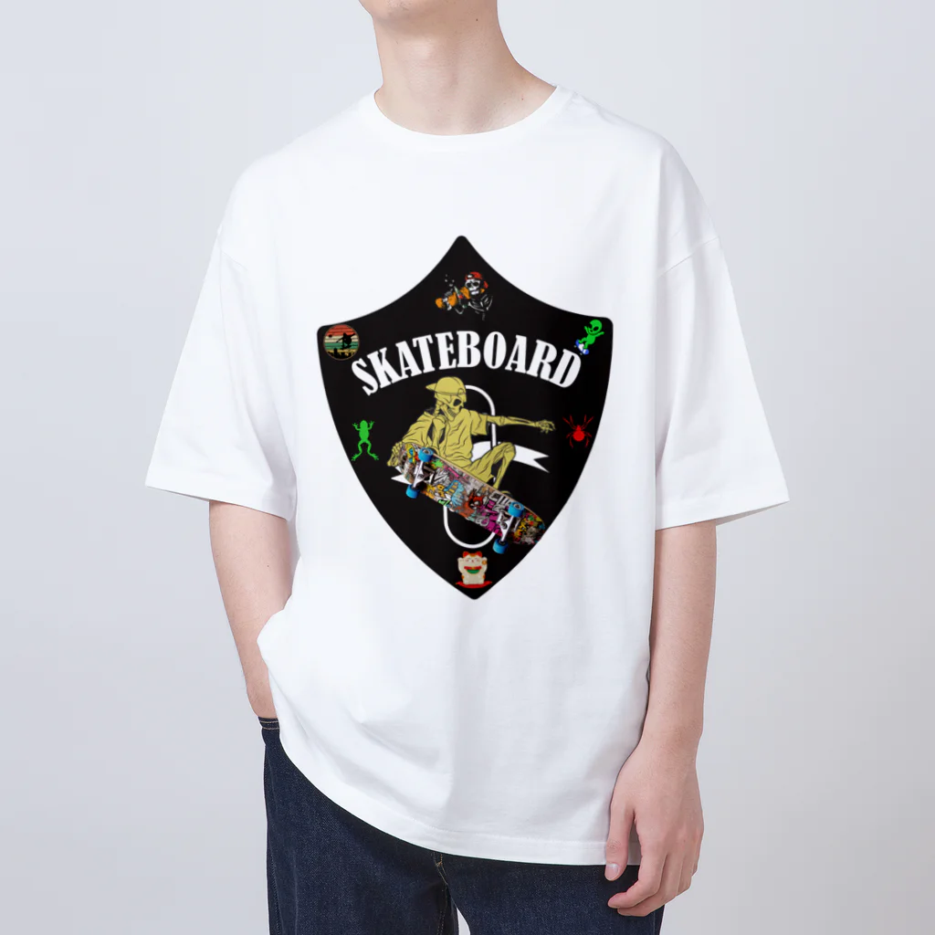 CyberArmadilloのスケートボード Oversized T-Shirt