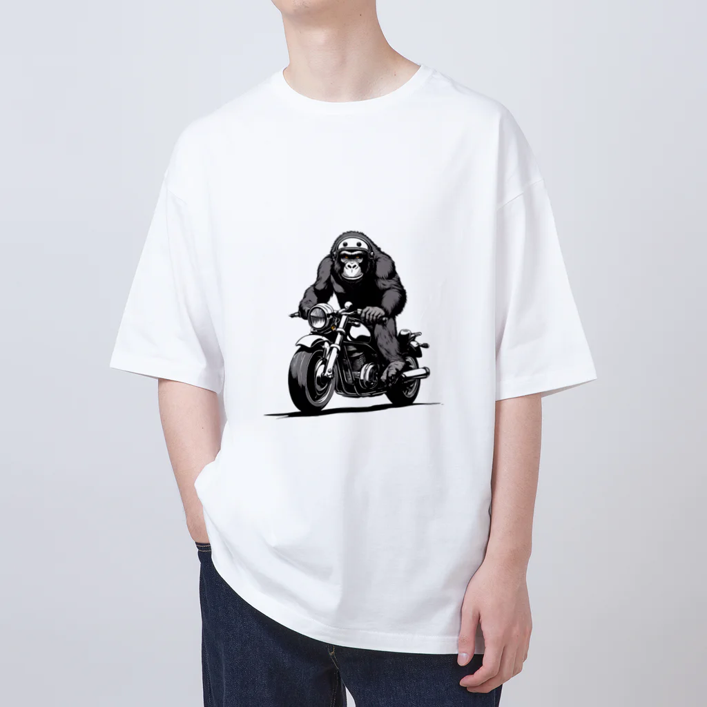 UEKIshopのバイクに乗ったゴリラ Oversized T-Shirt