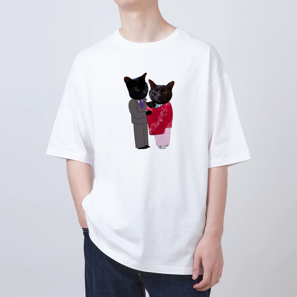 Parallel_merchの黒猫の親子 Oversized T-Shirt