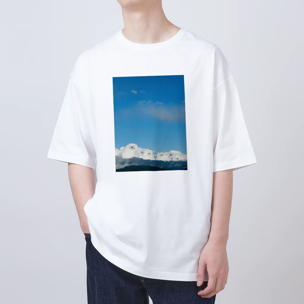 k_cloudart official shopのKUMO KUMA オーバーサイズTシャツ