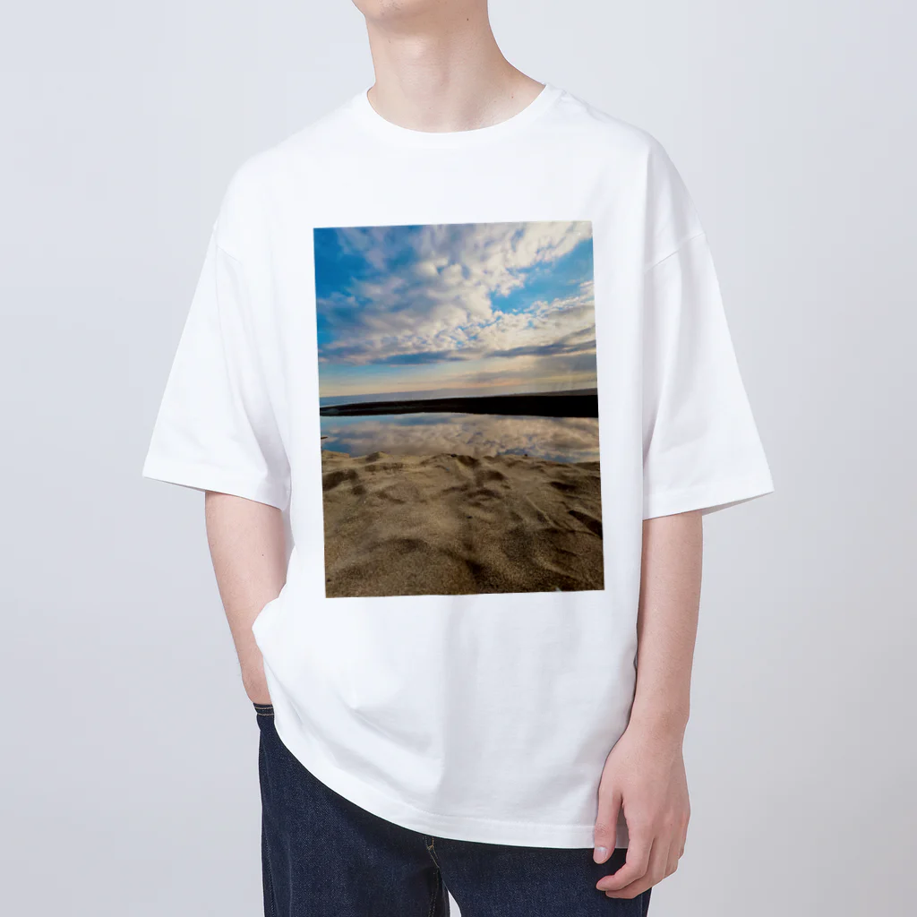 ARTPARTNERの夕方のディテール オーバーサイズTシャツ