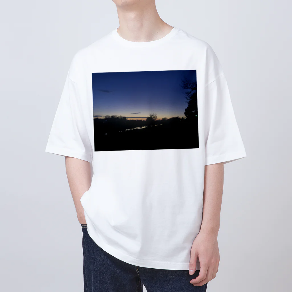 Sango23のブルーモーメント Oversized T-Shirt