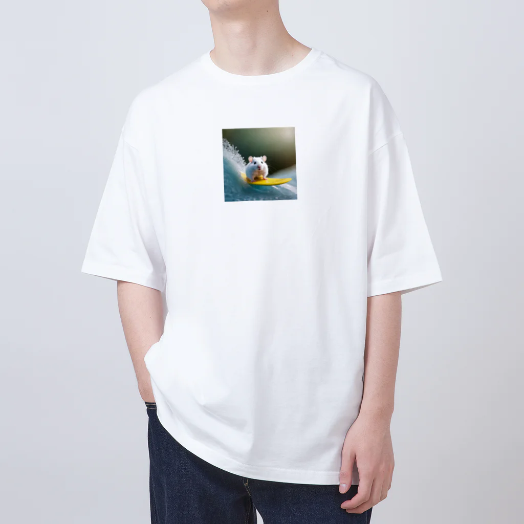 しろはむのサーフィンをする白いハムスター Oversized T-Shirt