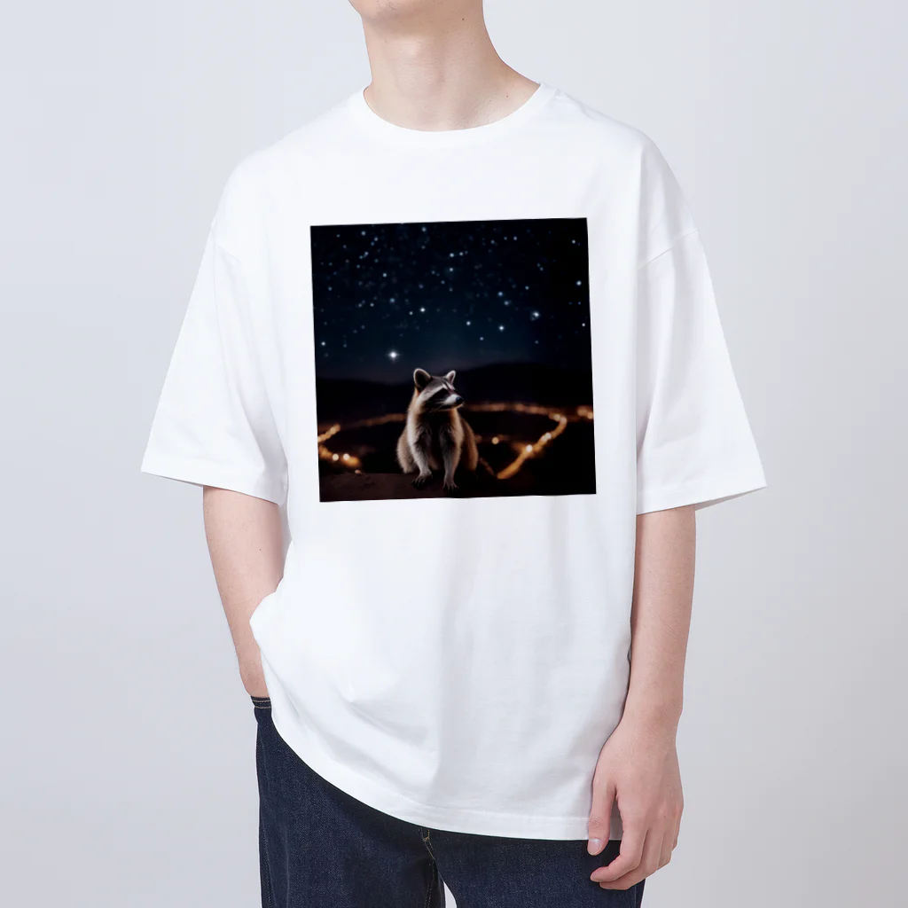 araiguma_shopの星を眺めているアライグマ Oversized T-Shirt