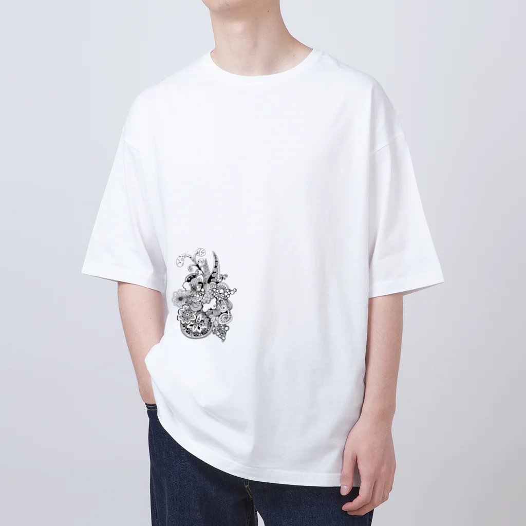 iso2024のゼンタングル　花と円 Oversized T-Shirt