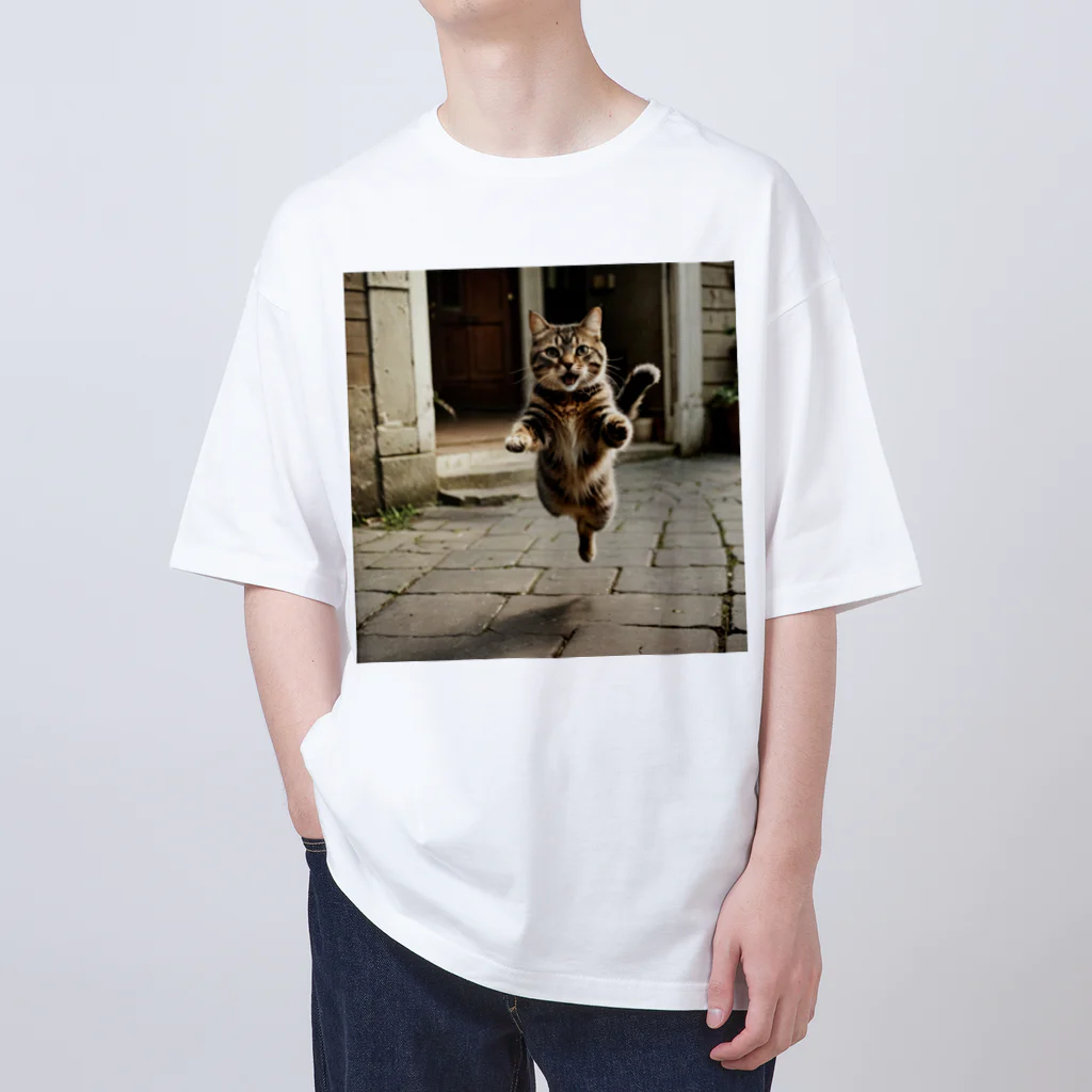 Suminekoのジャンプする猫さん Oversized T-Shirt