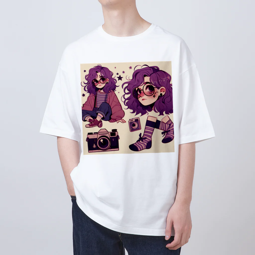 潮風のカメラと少女 Oversized T-Shirt