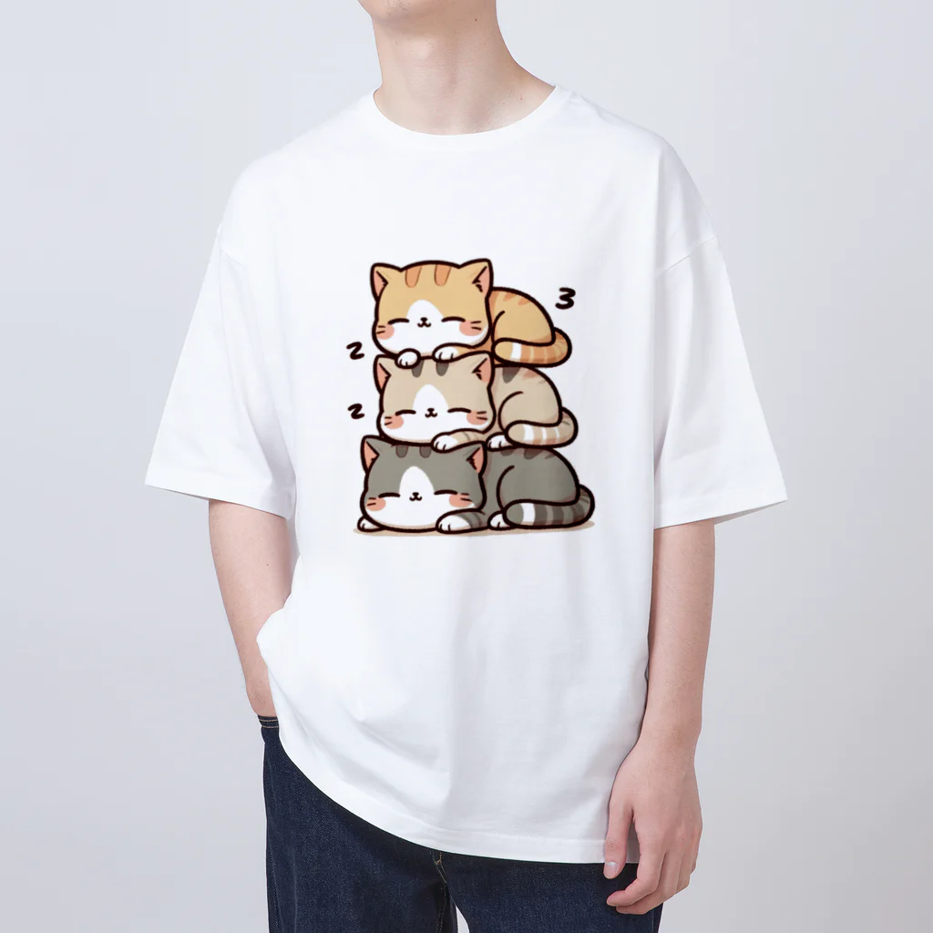 ussi-cowの可愛いネコのイラストシャツ（団子ネコ三段ver） オーバーサイズTシャツ