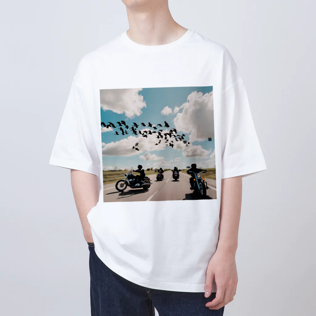 the blue seasonの風を切って、空と地を繋ぐ Oversized T-Shirt