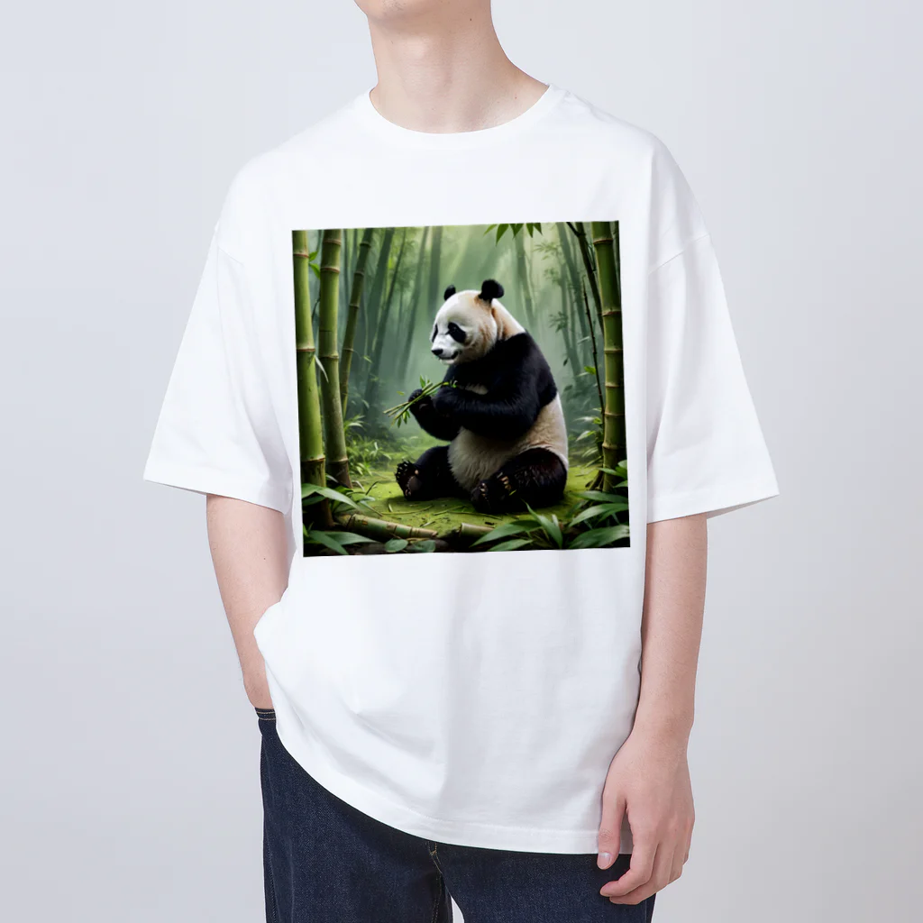 アミュペンの笹食べるパンダ オーバーサイズTシャツ