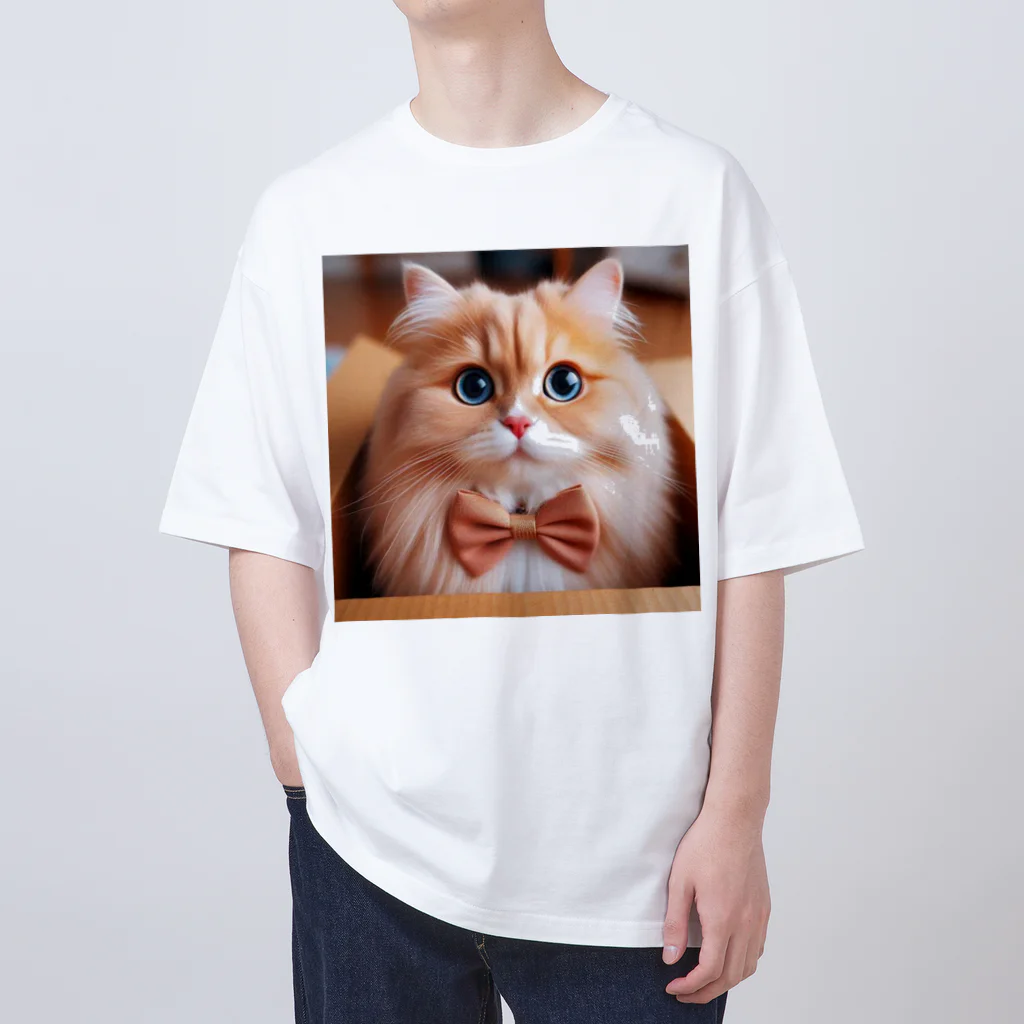 ねこちゃんが大好きなのです。のラブリーな猫ちゃん♪ Oversized T-Shirt